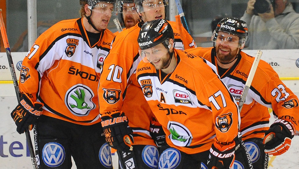 Kollektiver Jubel: Die Grizzlys haben sich das Heimrecht gesichert und treffen nun auf die Düsseldorfer EG. Bild: Citypress24.