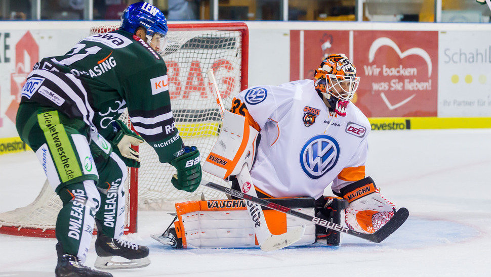 Jerry Kuhn und die Grizzlys mussten ihre erste Testspielniederlage hinnehmen. Bild: Harry Schindler.