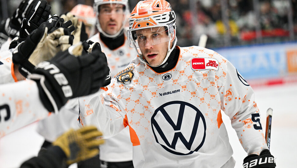 News: Grizzlys ringen die Panther nieder