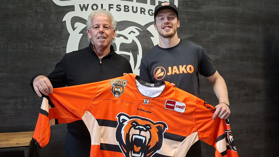 News-Slider: Grizzlys holen Nationalspieler Luis Schinko zurück