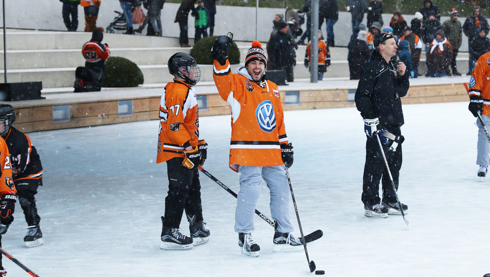 Grizzlys-Stürmer Brent Aubin ist auch in diesem Jahr beim Showtraining in der Autostadt dabei.
