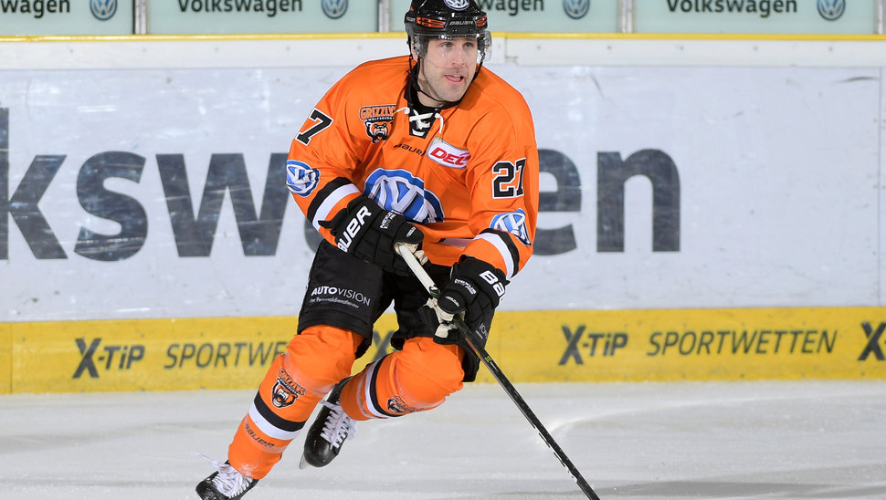 Nick Johnson trifft am Freitag auf seinen Ex-Club. Derzeit wartet der Angreifer noch auf sein erstes Tor im Dress der Grizzlys.