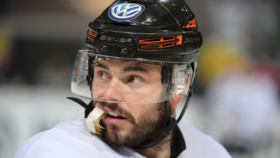 Brent Aubin ließ seiner guten Laune bei den sportmedizinischen Test mal wieder freien Lauf.