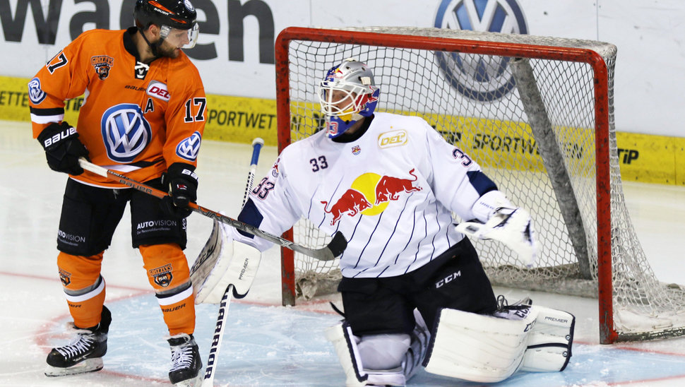 Die Grizzlys um Stürmer Sebastian Furchner wollen beim ERC Ingolstadt punkten.