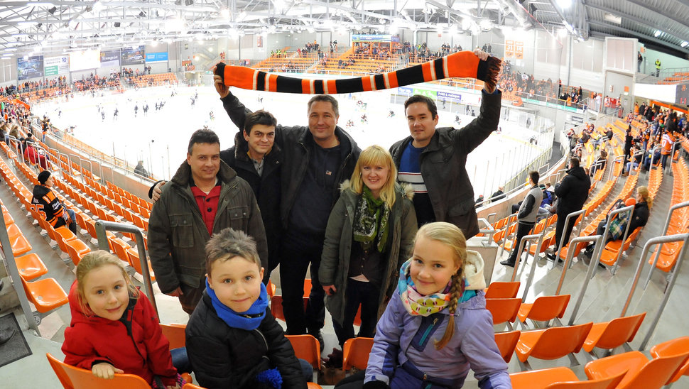 Trotz der Niederlage hatten die Besucher viel Spaß beim Eishockey. Bild: Citypress24.