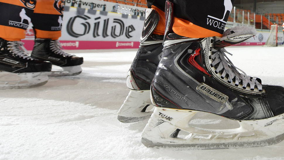 Nach Absprache zwischen den sportlichen Leitern der Clubs wurden die Bullyzeiten am 42. Spieltag getauscht.