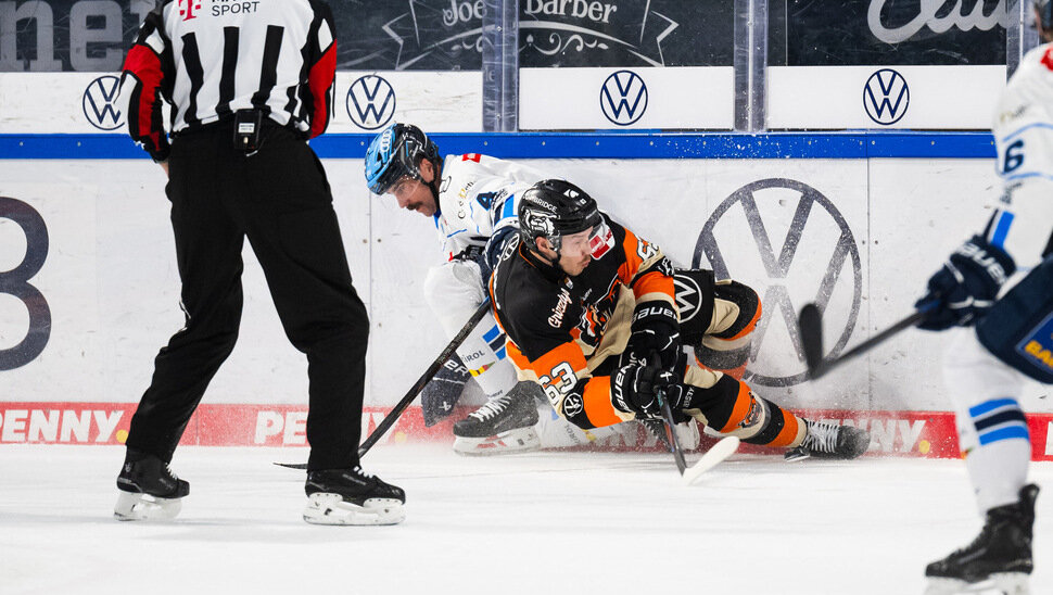 News-Slider: Grizzlys verlieren gegen Ingolstadt