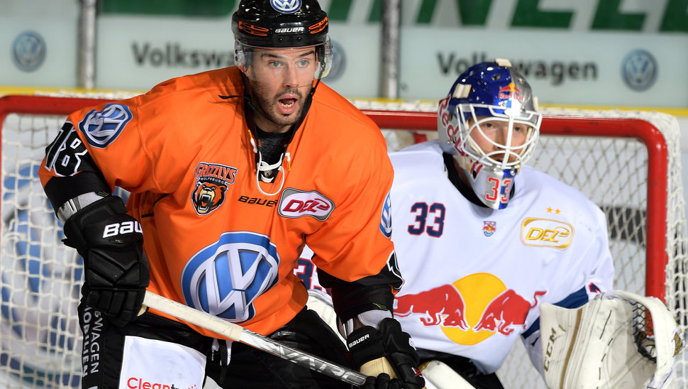 Die Grizzlys und ihr Center Stephen Dixon gehen mit breiter Brust ins kommende Wochenende.