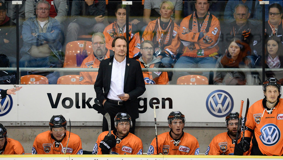 Hartes Programm: Auf die Grizzlys um ihren Trainer Pavel Gross warten vier Spiele in sieben Tagen.
