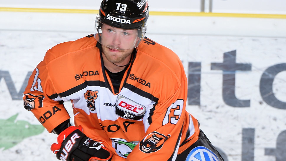 Grizzlys-Stürmer Vincenz Mayer arbeitet hart für sein Comeback und könnte eher als erwartet wieder zurückkehren.