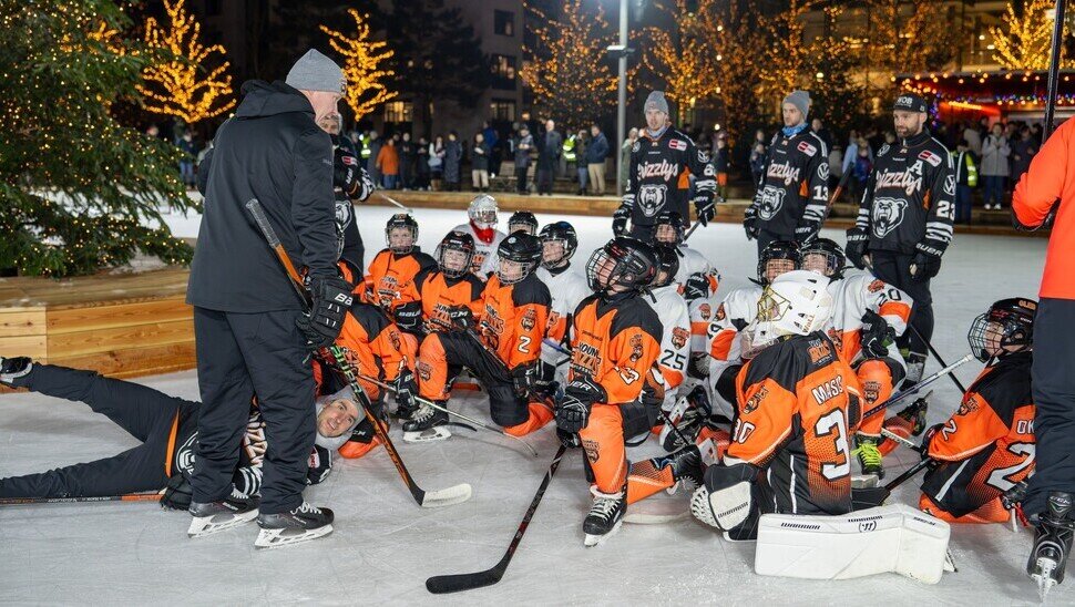 News-Slider: Neues bei den Grizzlys: Adventskalender und Showtraining