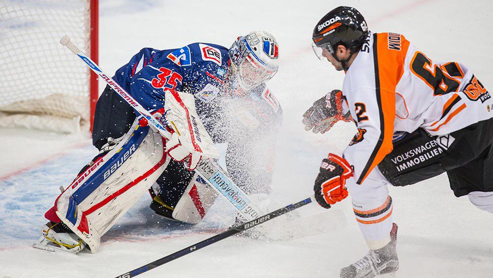 Das erste Spiel in dieser Saison in Mannheim verlief ereignisreich. Daniel Widing und Co. wollen Sonntag erneut siegen.