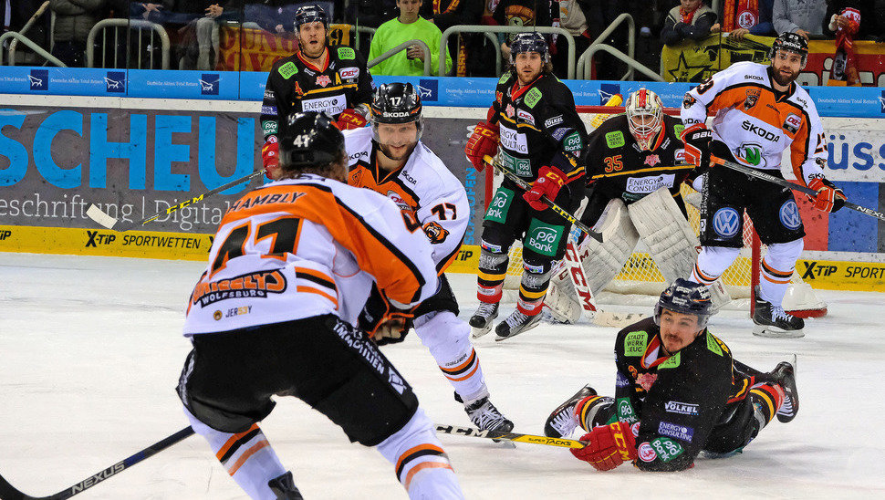 Mit dem vierten Sieg können die Grizzlys am Gründonnerstag den Einzug ins Halbfinale schaffen. Bild: Citypress24.