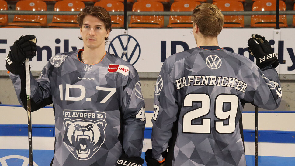 News-Slider: Grizzlys präsentieren neues Playoff-Trikot