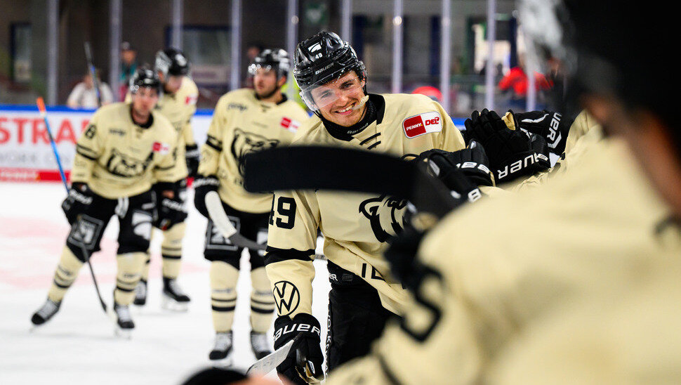 News: Lynch schießt Grizzlys ins Finale
