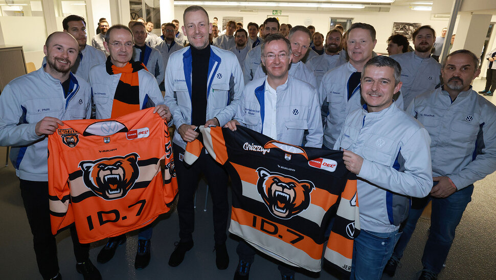 News-Slider: Die Grizzlys fahren eine Doppelschicht
