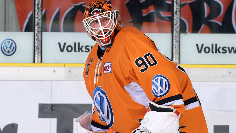 Stark in der Defensive: Die Grizzlys um ihren Goalie Felix Brückmann lassen mit die wenigsten Gegentore zu.